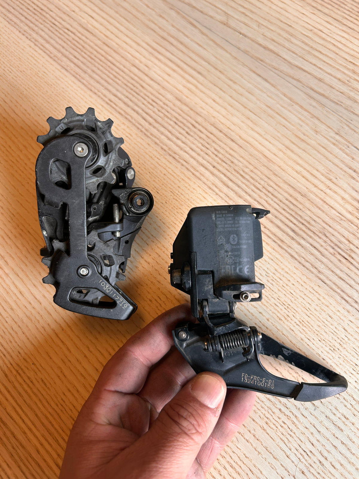Sram Force AXS D1 derailers, cassette, and chain