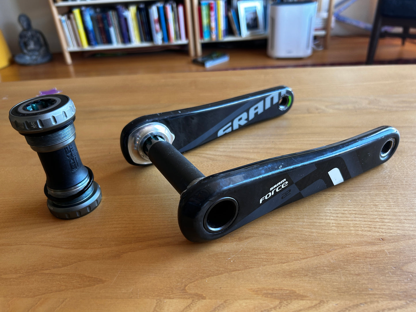 Sram Force 22 GXP 172.5mm Carbon Cranks + BB (used)
