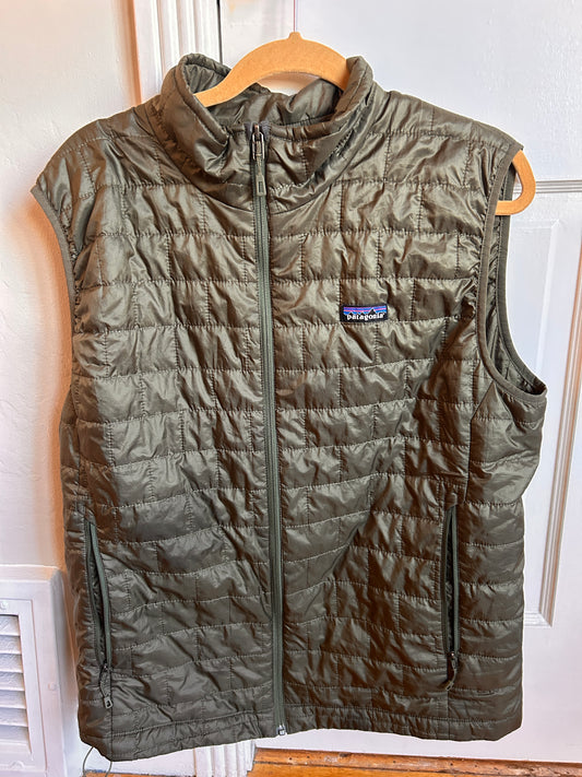 Patagonia Nanopuff Dark Green Vest size L