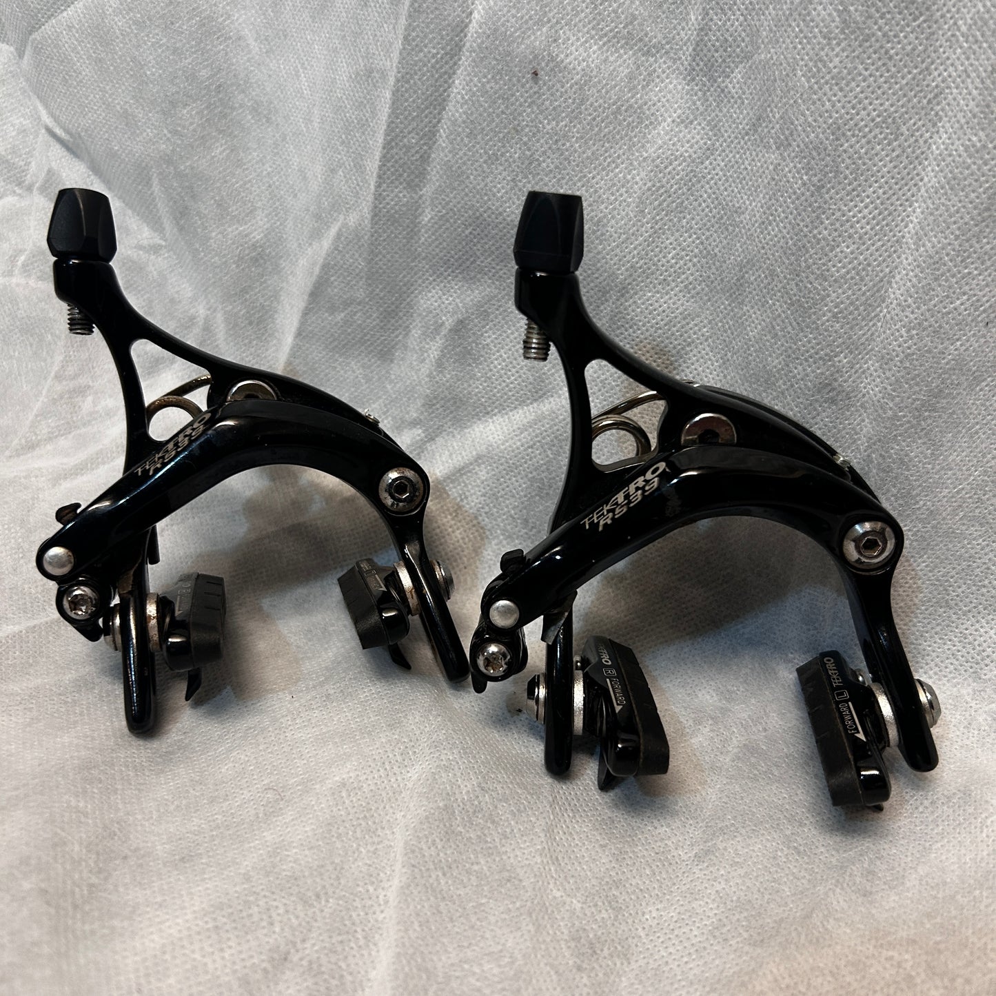 Tektro R537 Mid Reach Side Pull Caliper Road Brakes