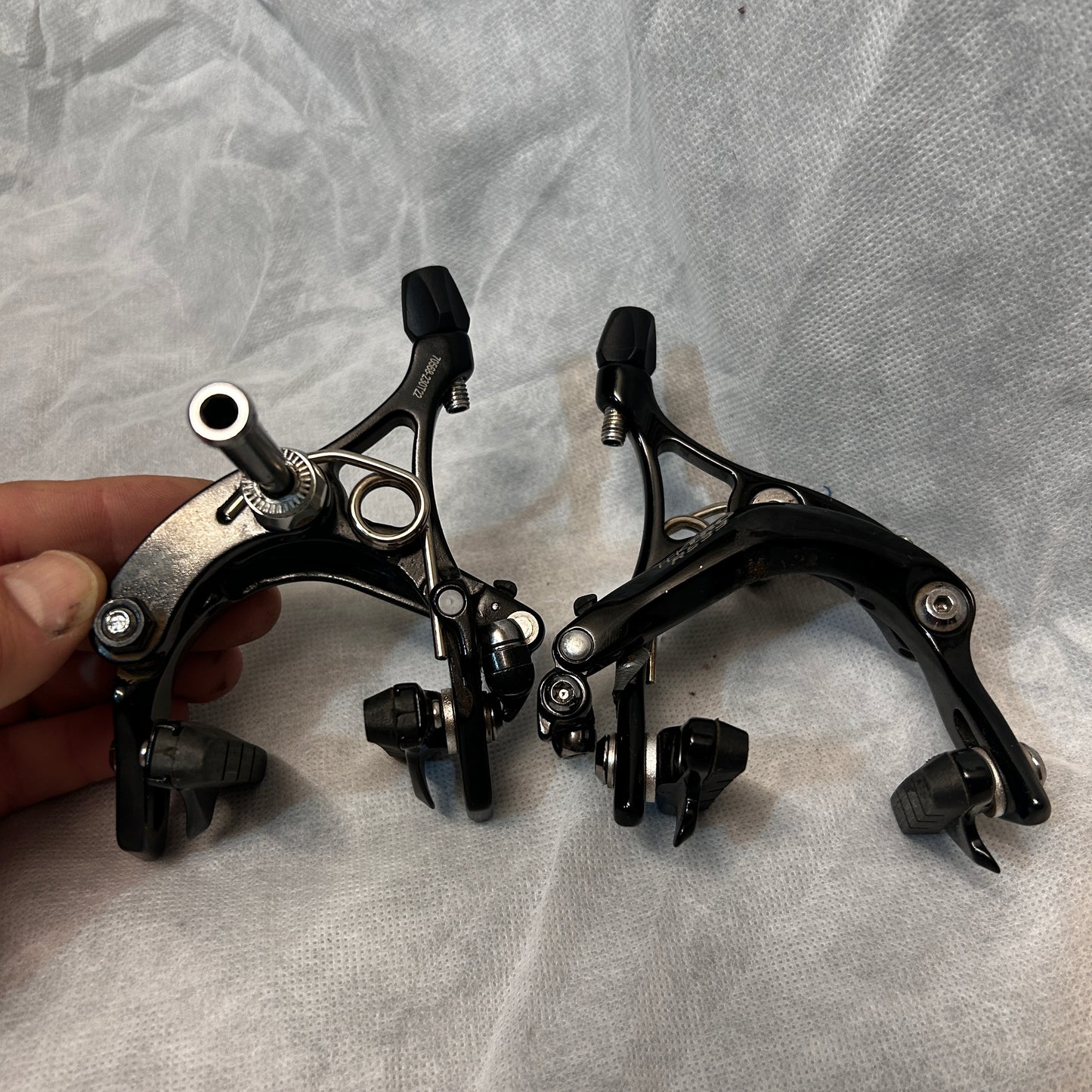 Tektro R537 Mid Reach Side Pull Caliper Road Brakes