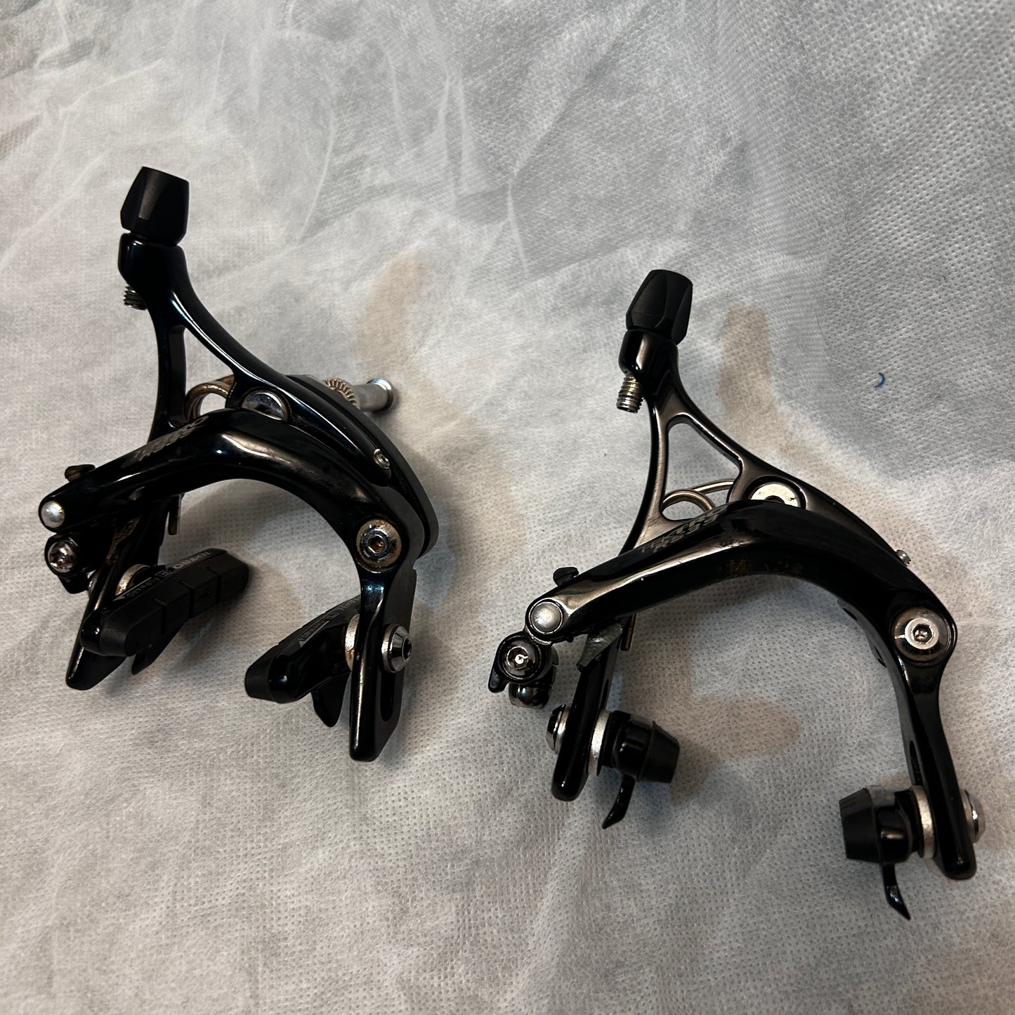 Tektro R537 Mid Reach Side Pull Caliper Road Brakes